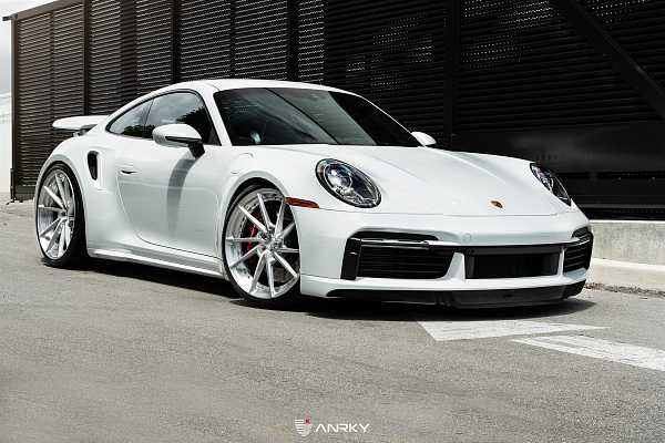 Фото дисков Anrky AN23 Глянцевый лак на Porsche 911 VIII