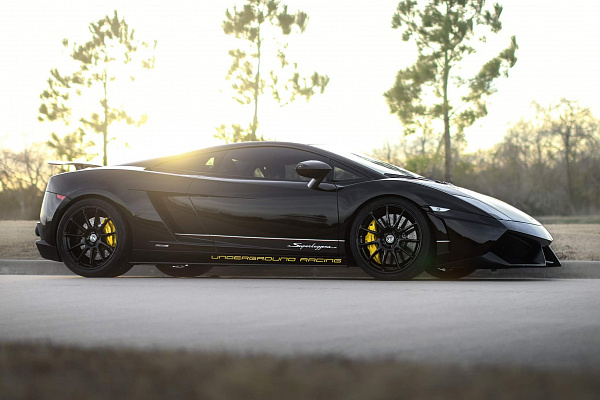 Фото дисков HRE RC103 Черный глянец на Lamborghini Gallardo