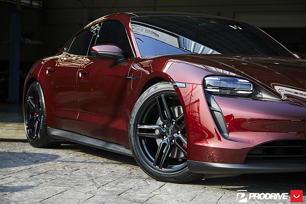 Porsche Taycan