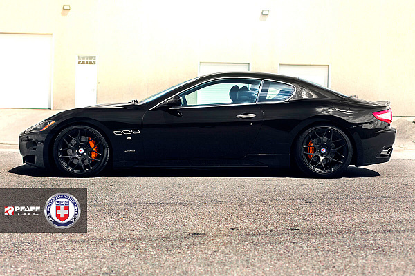 Фото дисков HRE P40SC Черный сатин на Maserati GranTurismo I