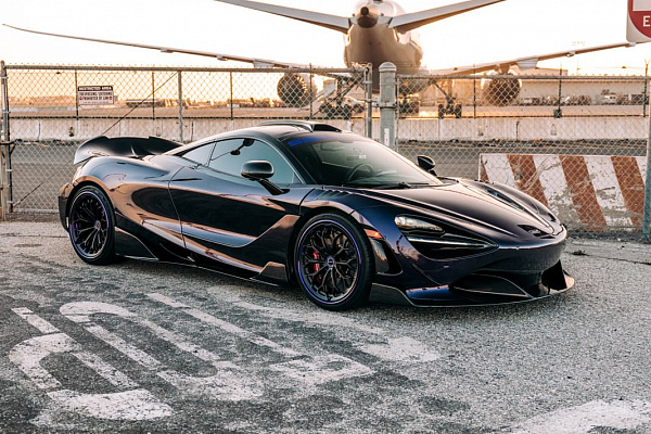 Фото дисков Brixton Forged CM6-RS Черный сатин на McLaren 720S