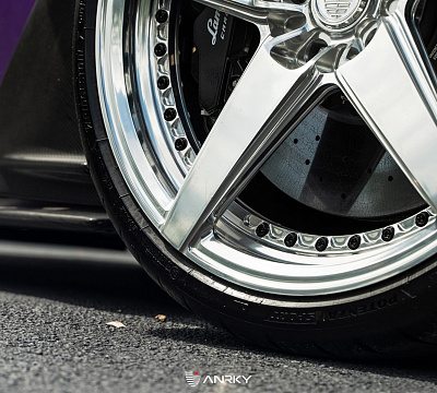 Фото дисков Anrky RS5.2 на Lamborghini Revuelto