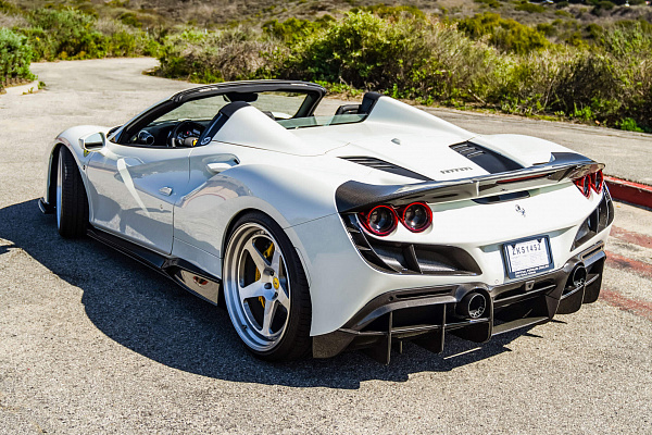 Ferrari F8 Spider