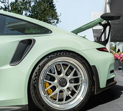 Фото дисков Brixton Forged TR08 на Porsche 911 VII