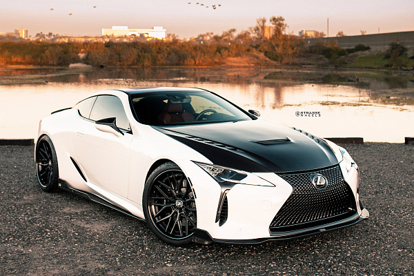 Фото дисков Strasse Wheels SV10M Deep Concave FS Другой цвет на Lexus LC 500