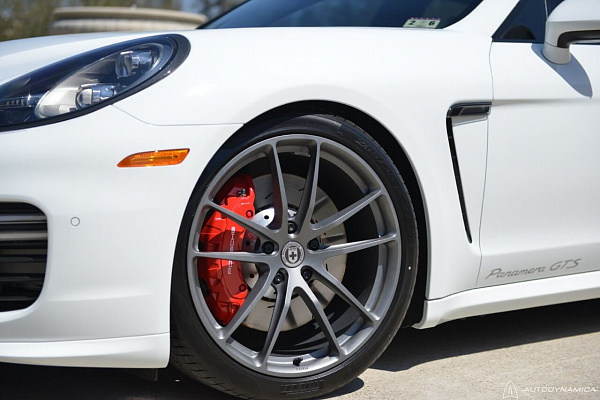 Porsche Panamera GTS