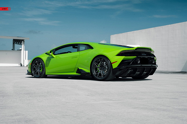 Фото дисков Anrky S3-X2 Черный сатин на Lamborghini Huracan