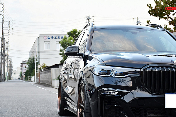 Фото дисков Anrky S3-X5 Сатиновая бронза на BMW X7 (G07)