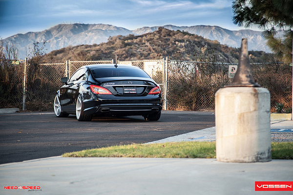 Фото дисков Vossen CV3 Серебро на Mercedes-Benz CLS (C218)