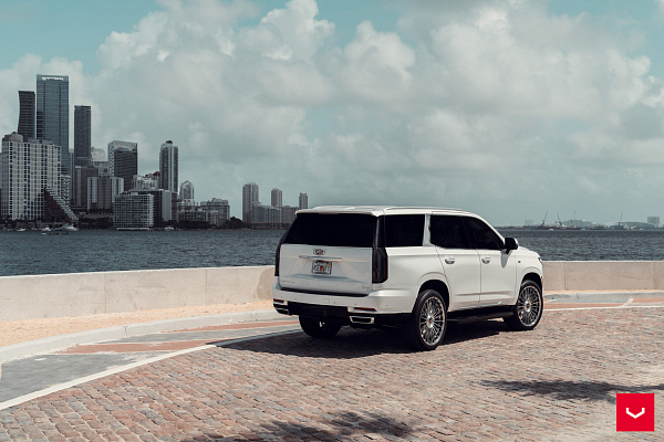 Фото дисков Vossen HF-8 Глянцевый лак на Cadillac Escalade V
