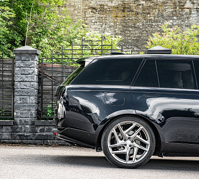 Фото дисков Kahn Type 52 RS на Range Rover V