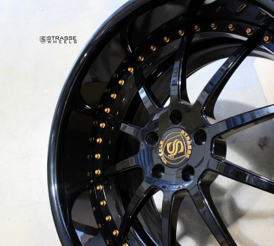 Strasse Wheels R10 Signature