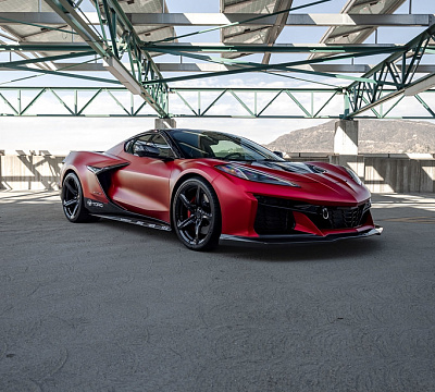 Фото дисков MRR F23 на Chevrolet Corvette C8
