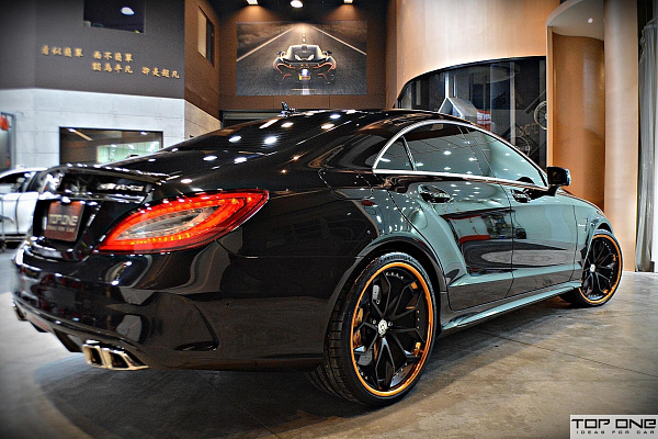 Фото дисков HRE S201 Черный сатин на Mercedes-Benz CLS (C218)
