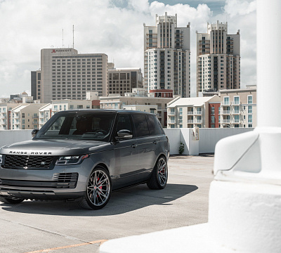 Фото дисков Vossen M-X6 на Land Rover Range Rover IV