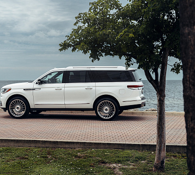 Фото дисков Vossen HF-8 на Lincoln Navigator IV