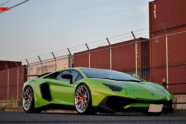 Фото дисков Anrky AN10 Полированный лак на Lamborghini Aventador