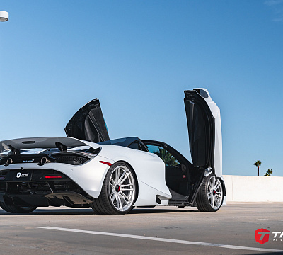 Фото дисков NOVITEC MC3 на McLaren 720S