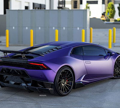 Фото дисков Strasse Wheels SV15T Deep Concave FS на Lamborghini Huracan