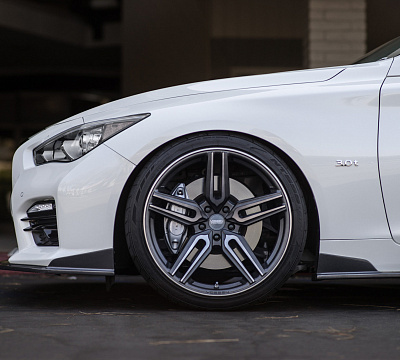 Фото дисков Vossen HF-1 на Infiniti Q50