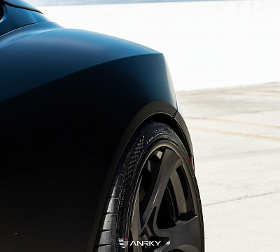 Фото дисков Anrky XR-305 на Aston Martin DB11