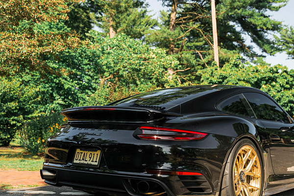 Фото дисков HRE S101SC Глянцевое золото на Porsche 911 VIII