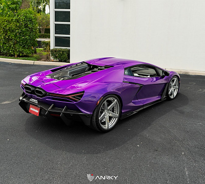 Фото дисков Anrky RS5.2 на Lamborghini Revuelto
