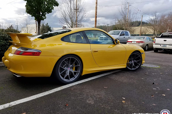 Фото дисков HRE P101 Сатиновый графит на Porsche 911 V