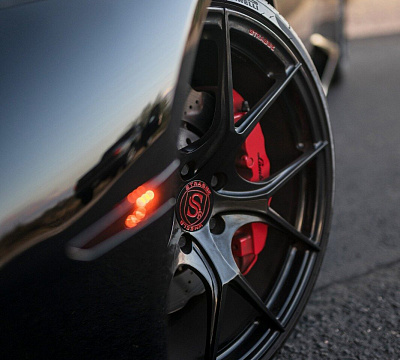 Фото дисков Strasse Wheels SM5R Deep Concave Monoblock на Lamborghini Huracan