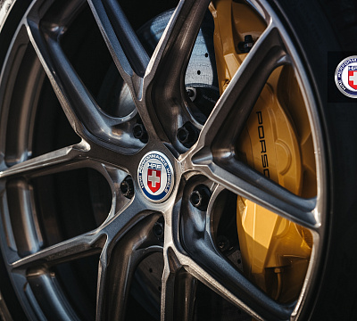 Фото дисков HRE P101SC на Porsche Taycan I