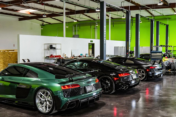 Фото дисков Brixton Forged PF7 Глянцевый лак на Audi R8 (4S)