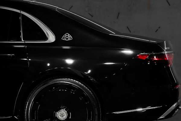 Фото дисков Giovanna Amur Черный глянец на Mercedes-Benz S-Class (W223)