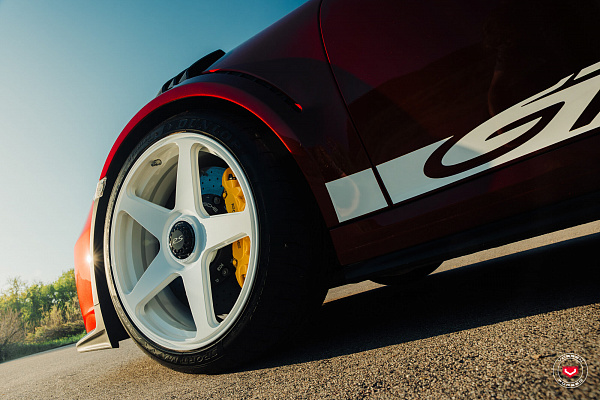 Фото дисков Vossen GEN-01 Белый глянец на Porsche 911 VII
