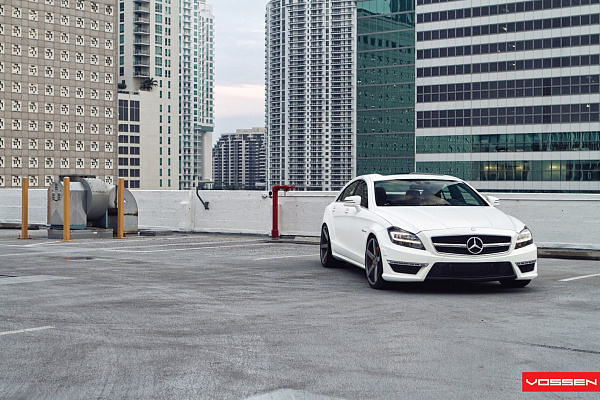 Фото дисков Vossen CV3 Сатиновый графит на Mercedes-Benz CLS (C218)