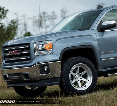 Фото дисков BC Forged LE61 // MLE61 на GMC Sierra III