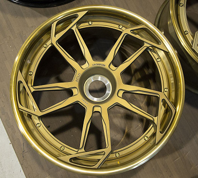 ADV.1 ADV5.3 Track Spec CS