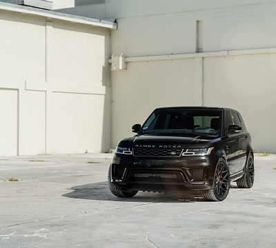 Фото дисков Vossen UV-1 на Land Rover Range Rover Sport II