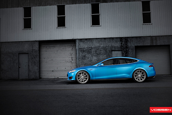 Фото дисков Vossen CV1 Сатиновый графит на Tesla Model S