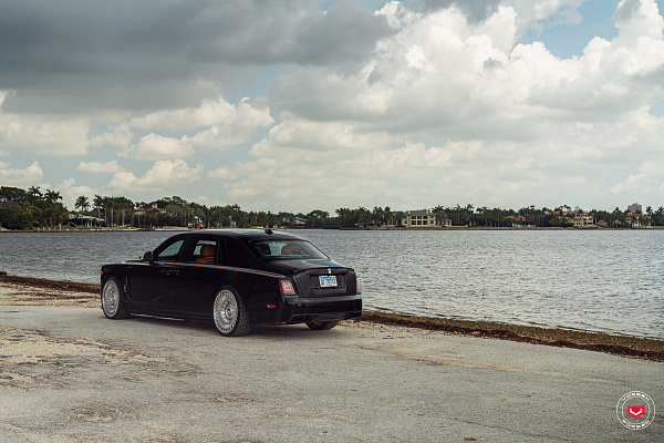 Фото дисков Vossen LC3-13T Глянцевый лак на Rolls-Royce Phantom