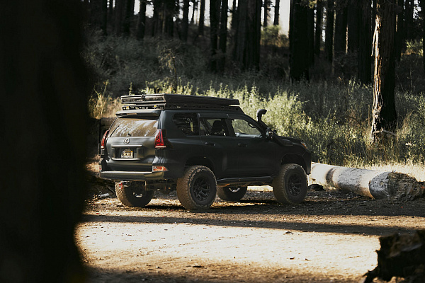 Фото дисков Black Rhino DIAMONDBACK Черный сатин на Lexus GX II
