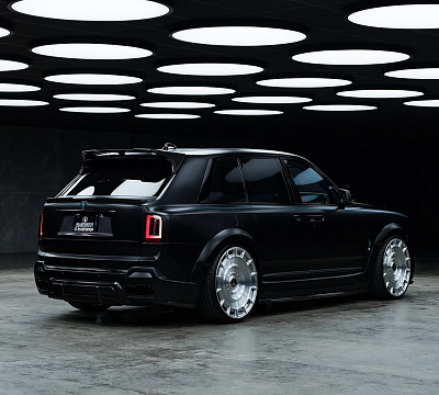 Фото дисков Vossen UV-7 на Rolls-Royce Cullinan
