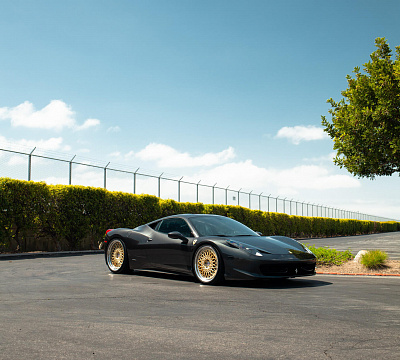 Фото дисков HRE 501 на Ferrari 458