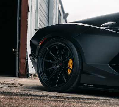 Фото дисков Vossen VPS-1 на Lamborghini Revuelto