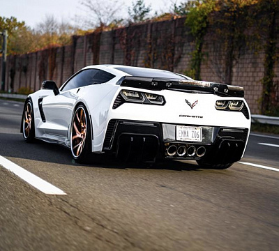 Фото дисков Savini SV67 на Chevrolet Corvette C7
