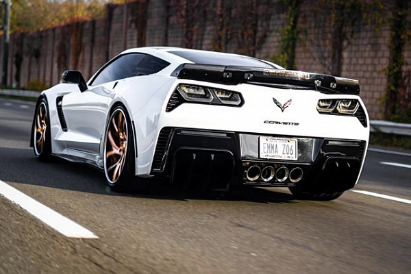 Фото дисков Savini SV67 Сатиновая бронза на Chevrolet Corvette C7