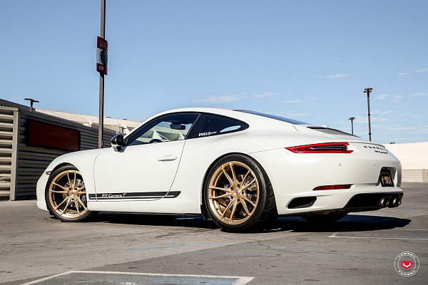 Фото дисков Vossen S17-06 Глянцевая шампань на Porsche 911 VII