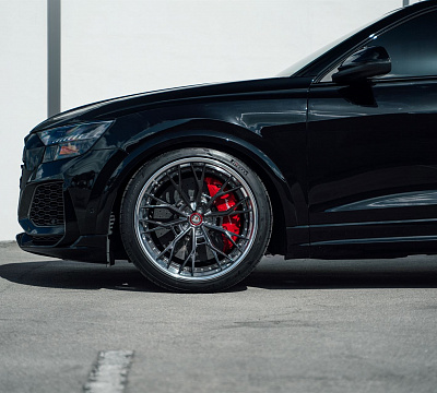 Фото дисков Anrky S3-X5 на Audi Q8