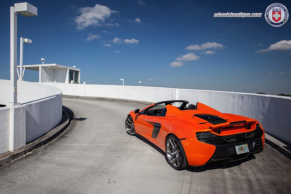 Фото дисков HRE P101 Глянцевый темный лак на McLaren 650S