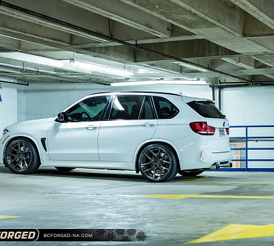 Фото дисков BC Forged HCS02 на BMW X5/X5 M (F15/F85)