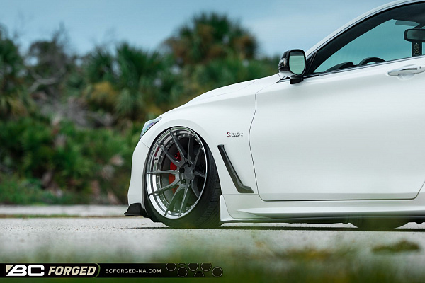 Фото дисков BC Forged HCA162 Глянцевый графит на Infiniti Q60 II